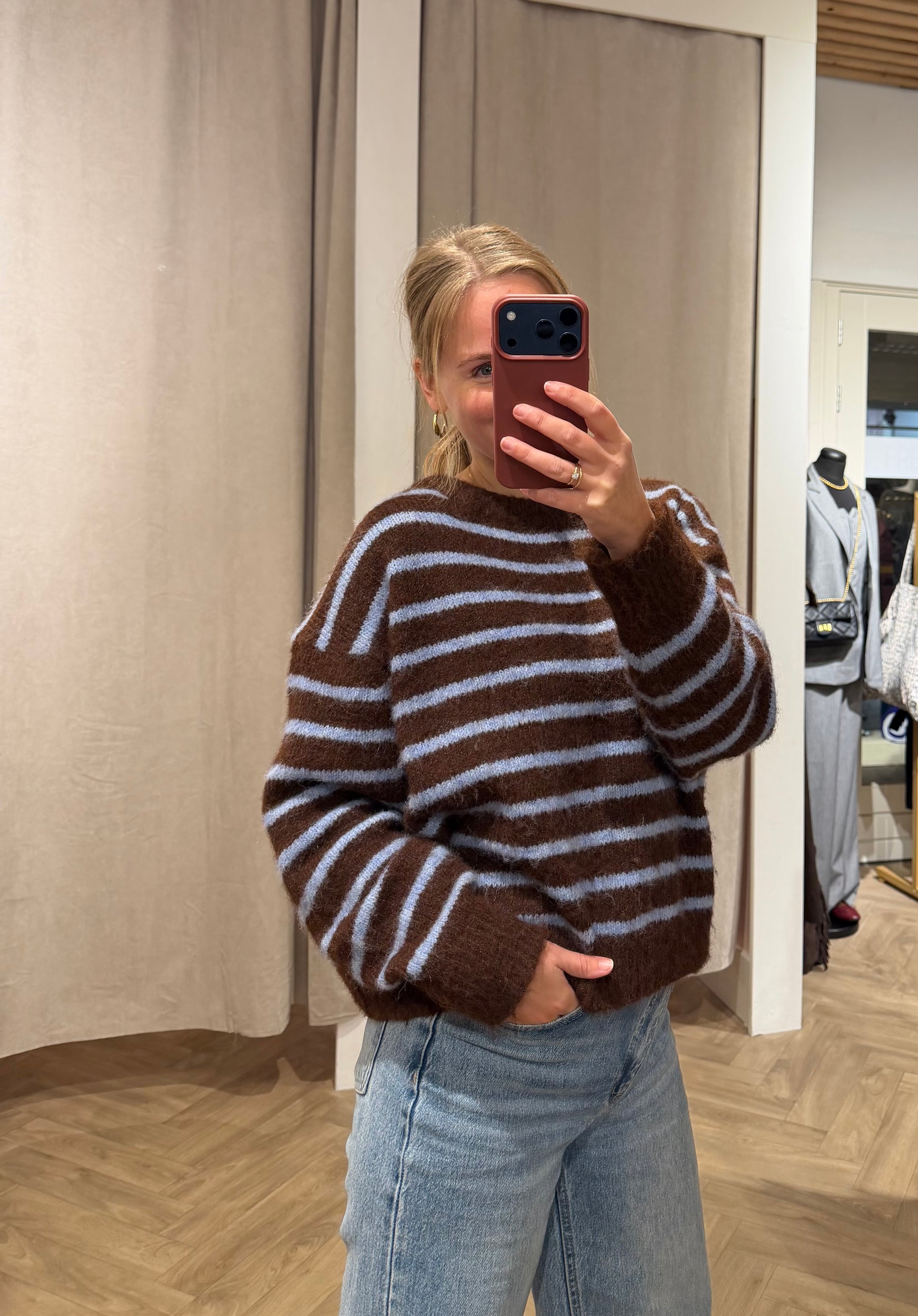 Trui Sara Bruin voor dames 