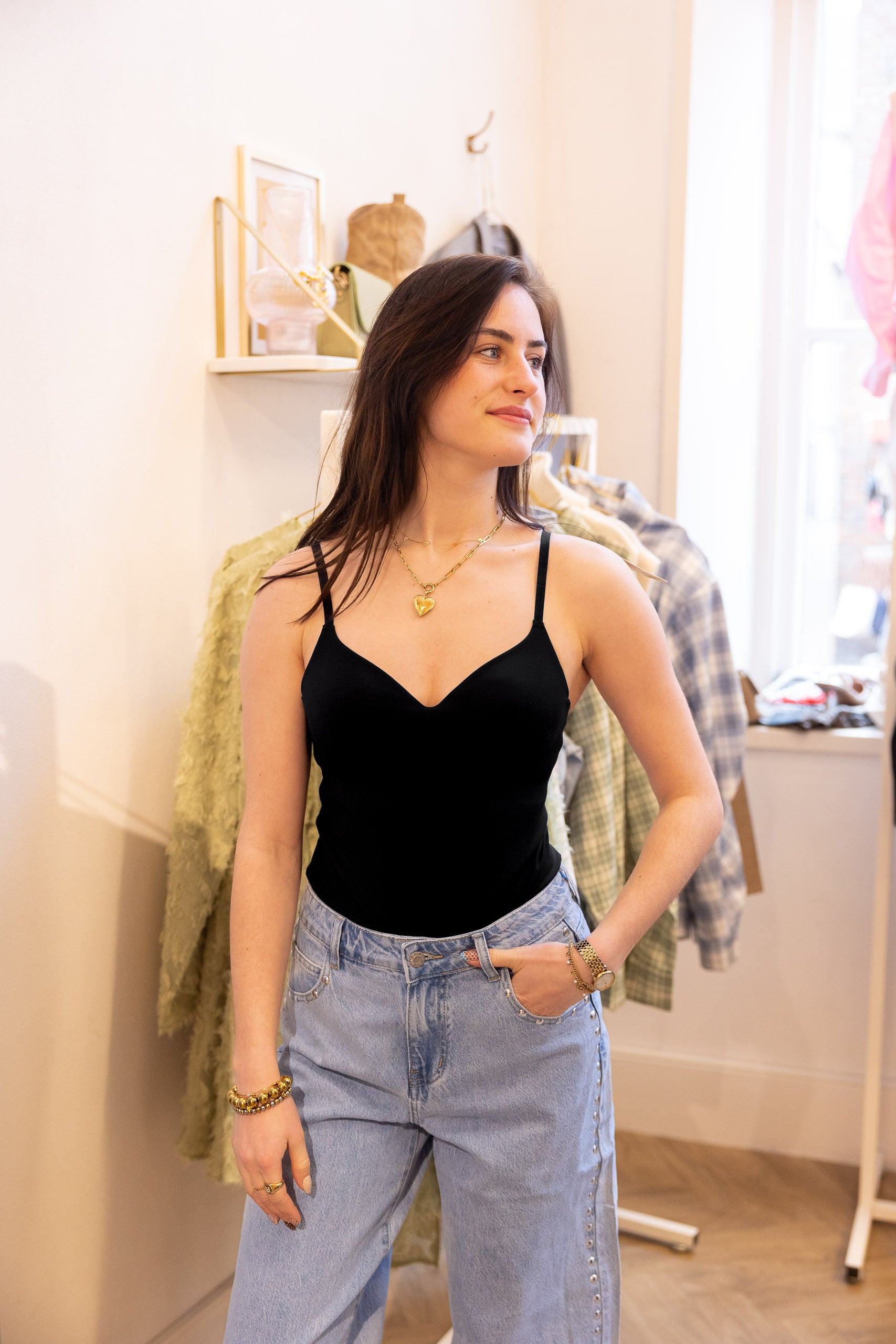 Top Yara Zwart voor dames