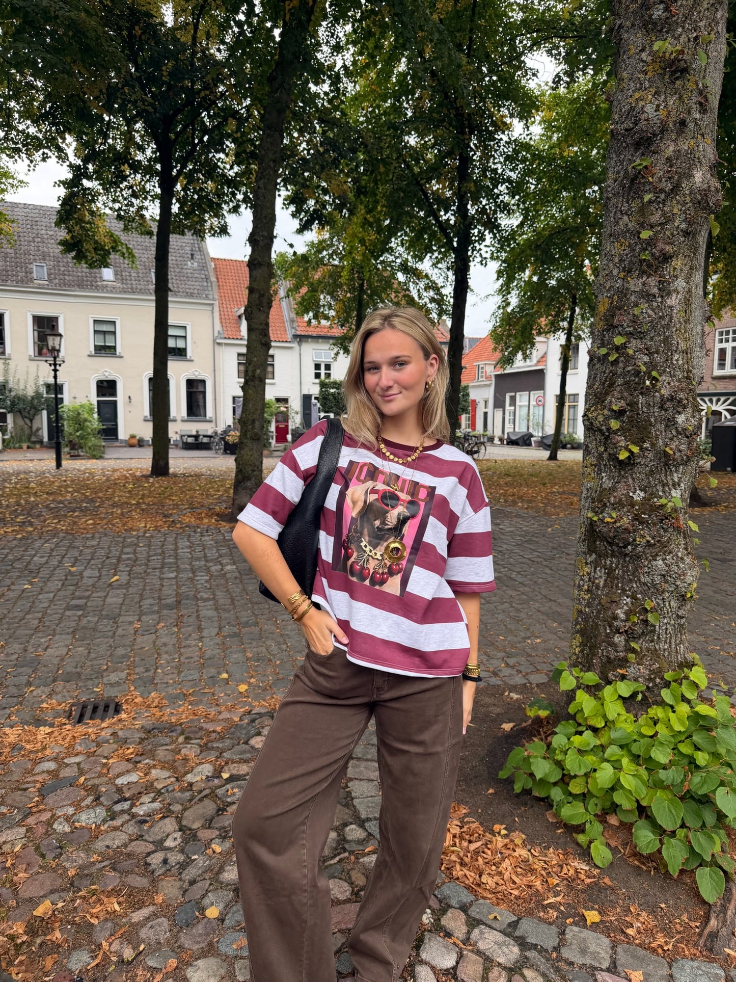 T-shirt Dog Bordeaux Lightgrey voor dames