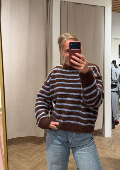 Trui Sara Bruin voor dames